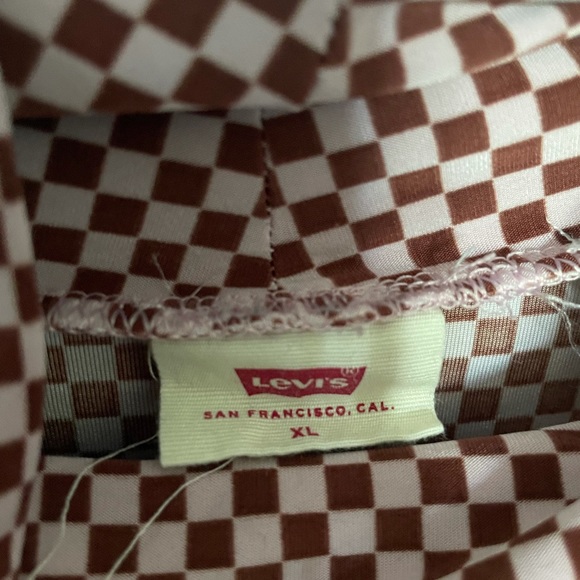 Levi’s Checkered Mock Neck - Picture 2 of 2